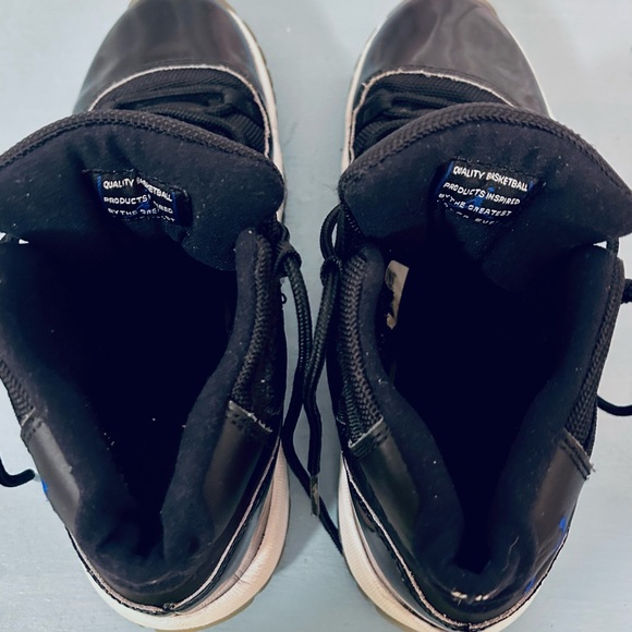 Nike Air Jordan 11 Retro Space Jam size 6 Youth - Picture 8 of 11